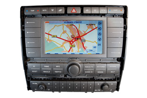 VW Phaeton - RNS-MFD 2 Navigation Reparatur Displayausfall - Pixelfehler / Lesefehler / Laufwerkfehler / GPS-Empfang / Komplettausfall